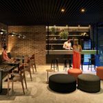 edificío summit - sport bar